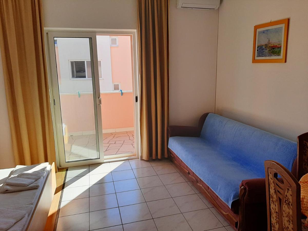 Apartments Ljulj Трогир Экстерьер фото